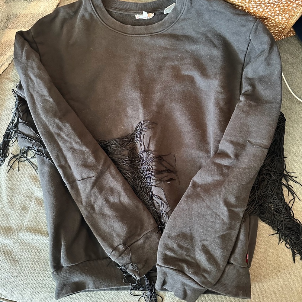 Levi's Black Crewneck Sweatshirt with Fringe